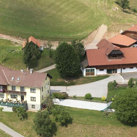 Landgasthof Hasbauer Klein Sankt Paul Zewnętrze zdjęcie