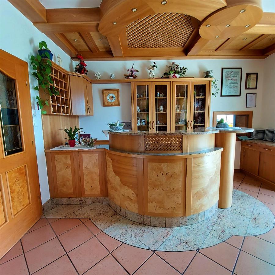 Landgasthof Hasbauer Klein Sankt Paul Zewnętrze zdjęcie